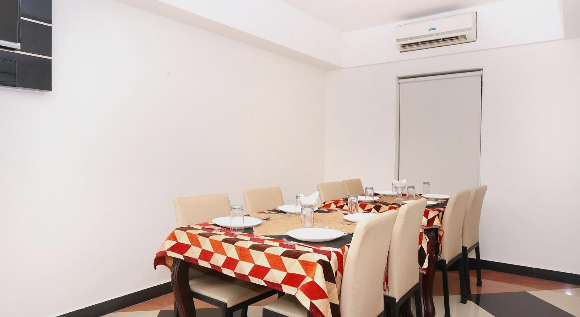 Super Townhouse Dona Castle 호텔 콜람 외부 사진